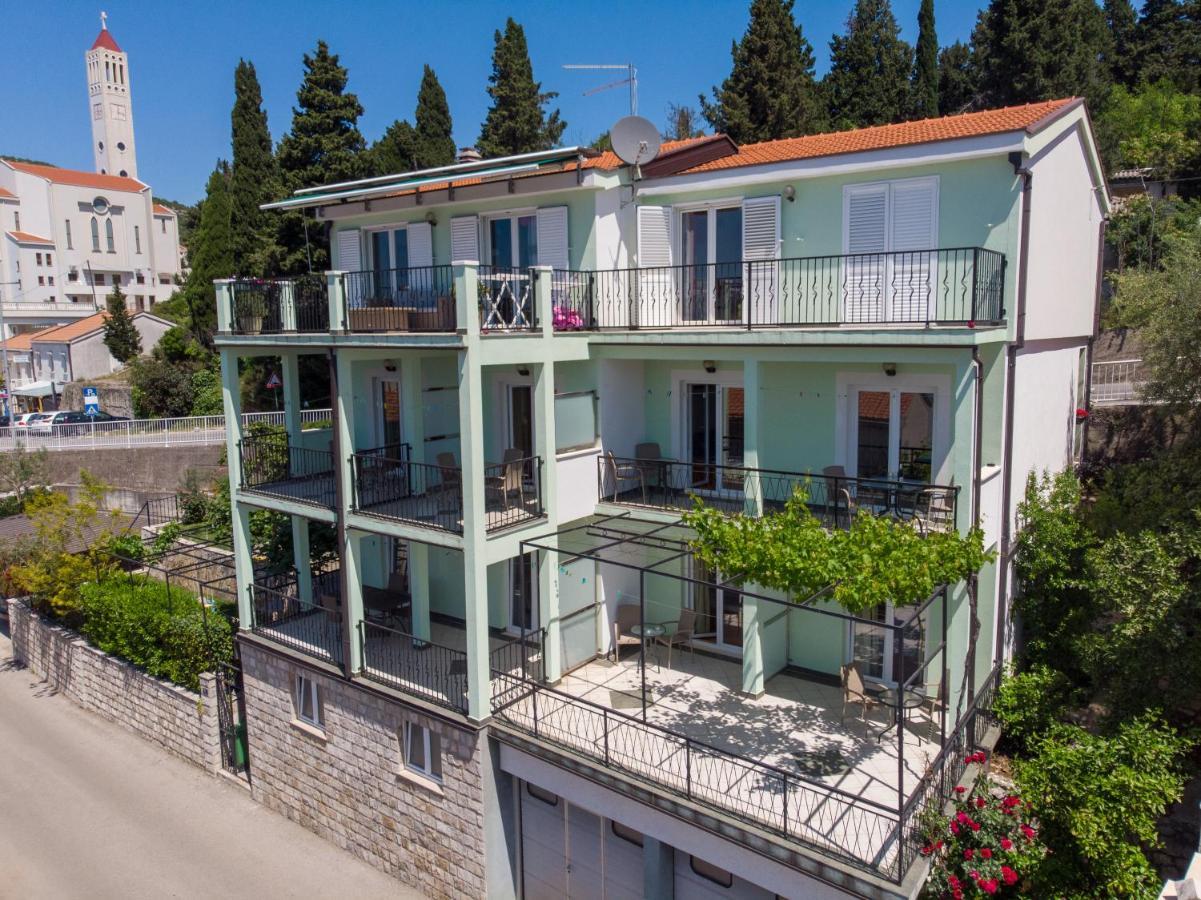 Apartments & Rooms Leon 네움 외부 사진