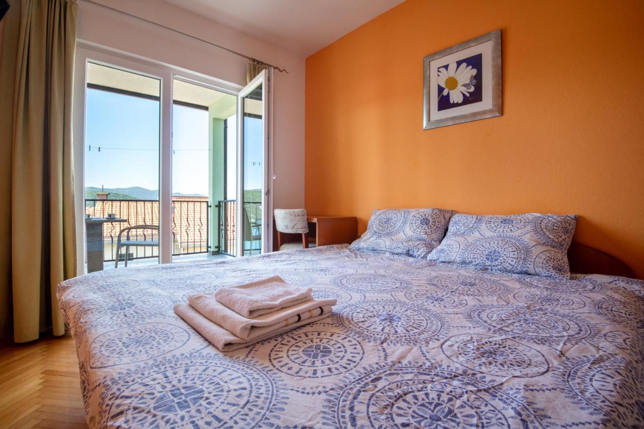 Apartments & Rooms Leon 네움 외부 사진