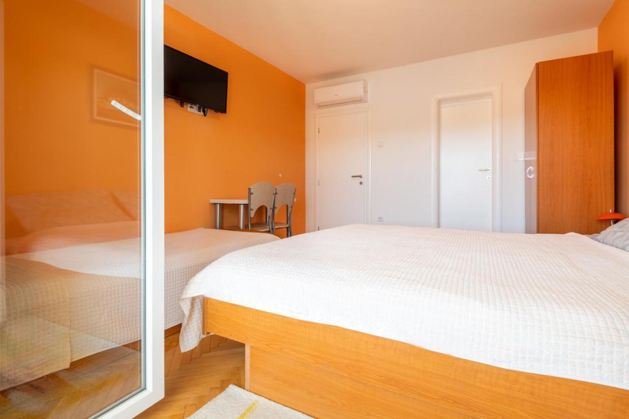 Apartments & Rooms Leon 네움 외부 사진