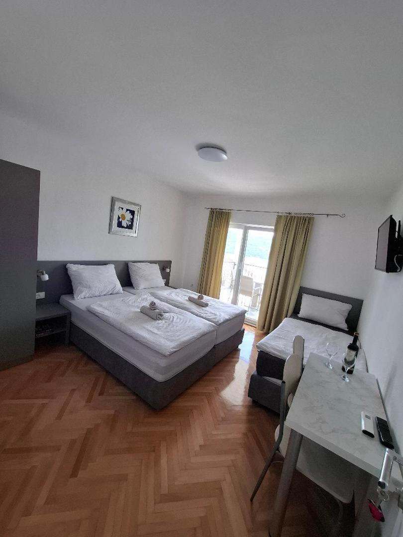 Apartments & Rooms Leon 네움 외부 사진