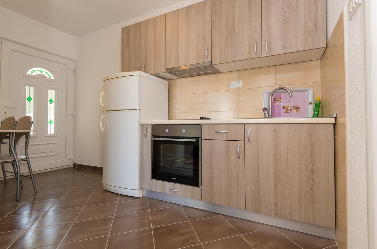 Apartments & Rooms Leon 네움 외부 사진