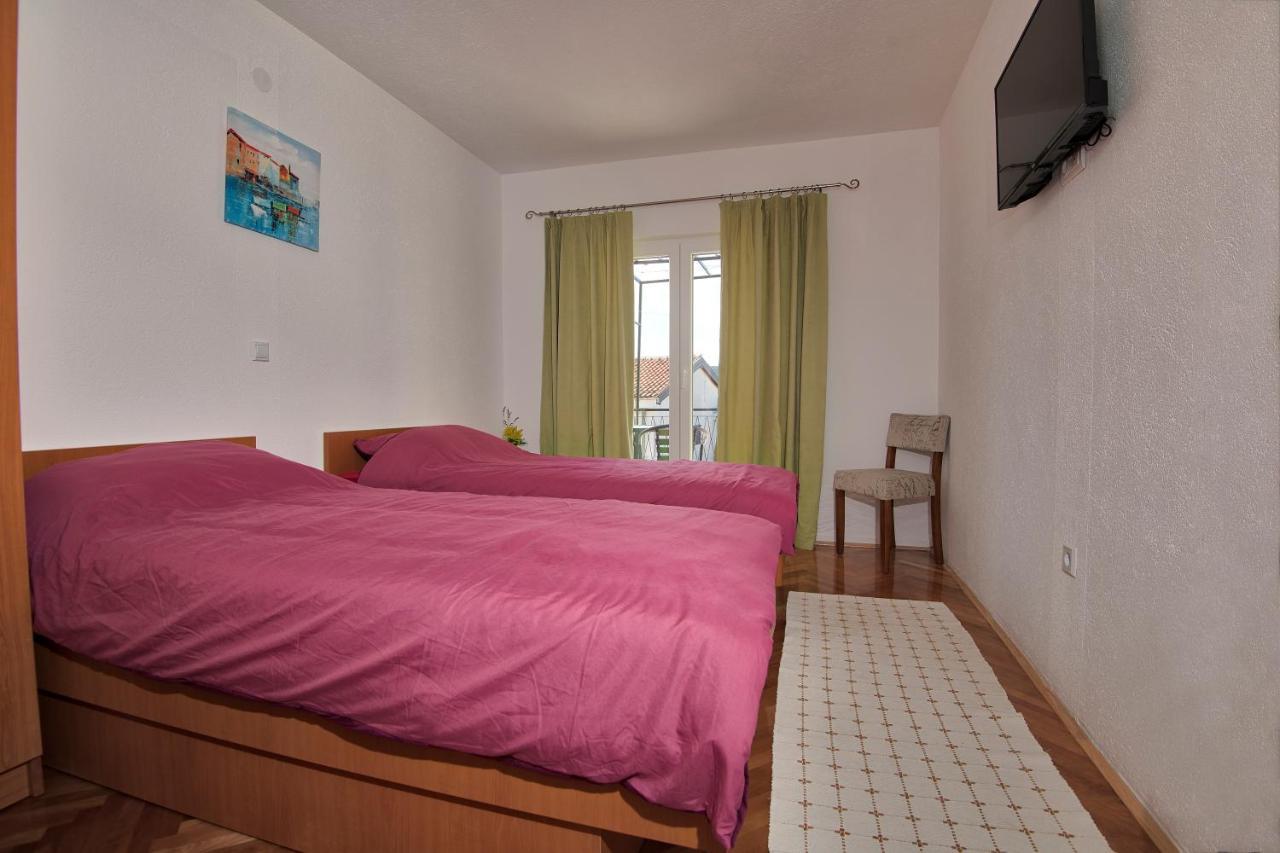 Apartments & Rooms Leon 네움 외부 사진